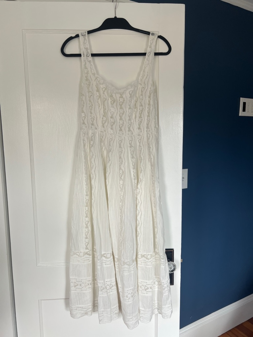 Doen Agnes’s Dress - Picture 3 of 7